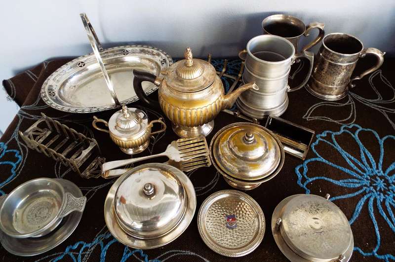 Vintage lot of nice bling bling