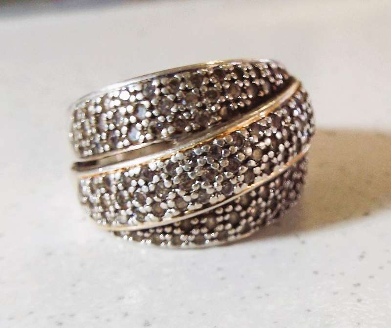 Vintage SILVER 925 RING  nice bling bling