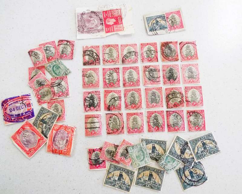 VINTAGE STAMPS LOT
