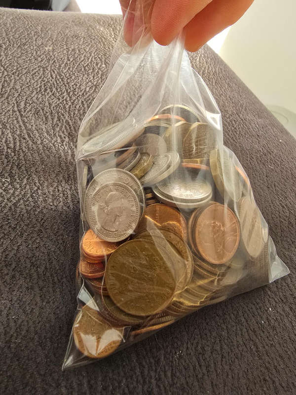 Unvalued coins of lower decimels