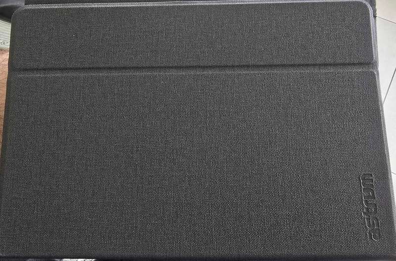 Awesome tablet cover and keyboard combo