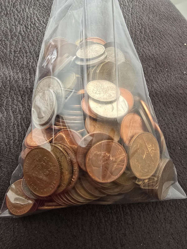 Unvalued coins of lower decimels