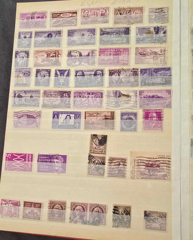 USA stamp album unvalued!!!