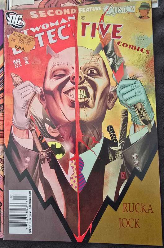 Interesting and highly collectable DC Batman comic lot