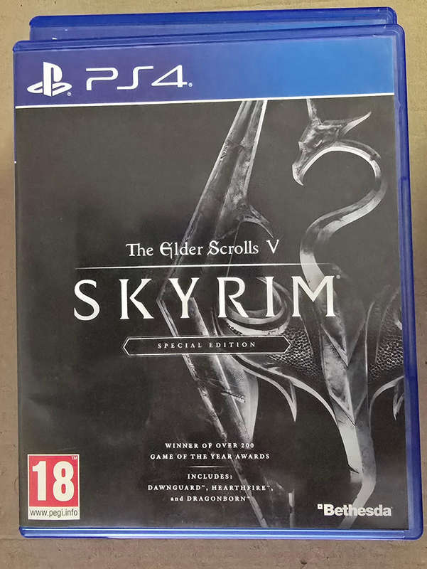 PS4 game: The Elders Scroll v Skyrim (special edition)
