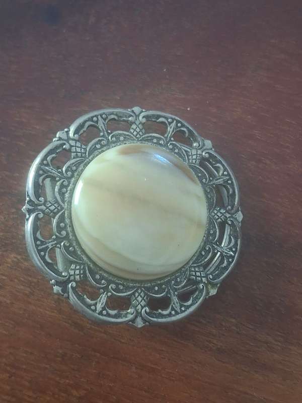Vintage Boucher Cream Gemstone Cabochon Hat Pin / Scarf Clip / Brooch