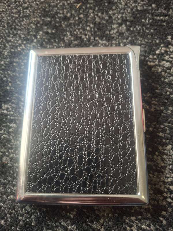 Pocket case - cigarette with working lighter