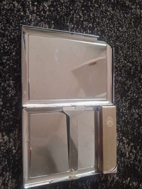 Pocket case - cigarette with working lighter