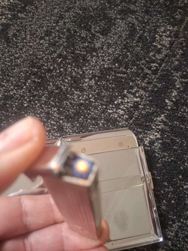 Pocket case - cigarette with working lighter