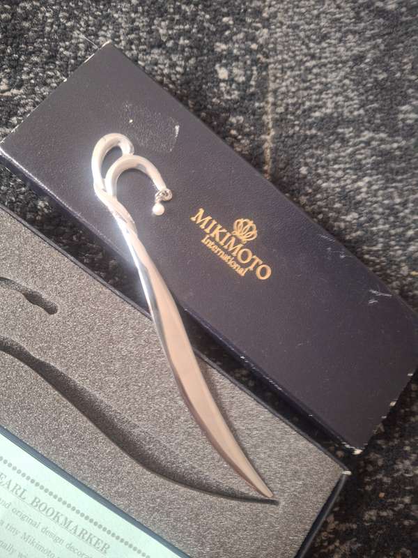 MIKIMOTO Bookmark