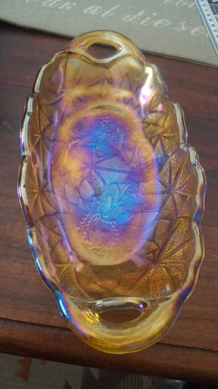 carnival glass bowl vintage