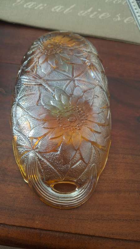 carnival glass bowl vintage