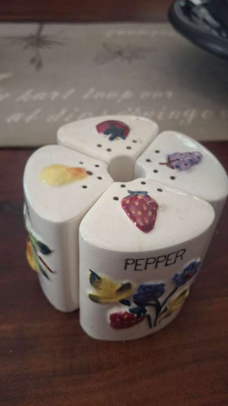 Vintage salt pepper allspice and cinnamon spice pots