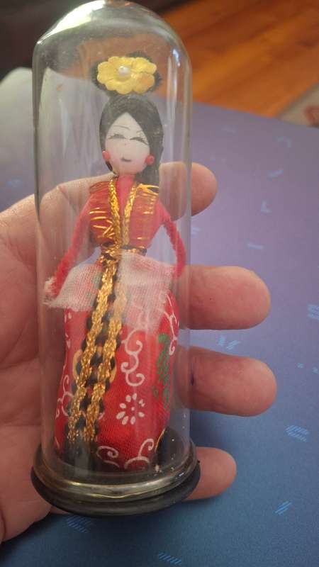 Miniature oriental doll, Chinese, Japanese doll in glass dome, traditional dress, national costume v