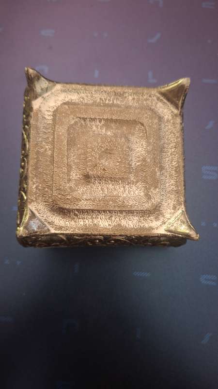Vintage jewelry box