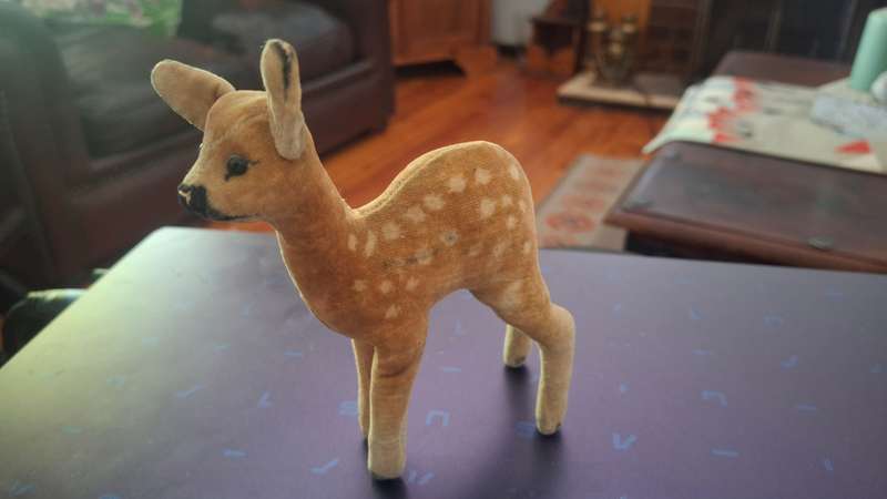 Small soft toy fawn, unmarked, in the style of Steiff circa 1950 with glass eyes, stitched nose