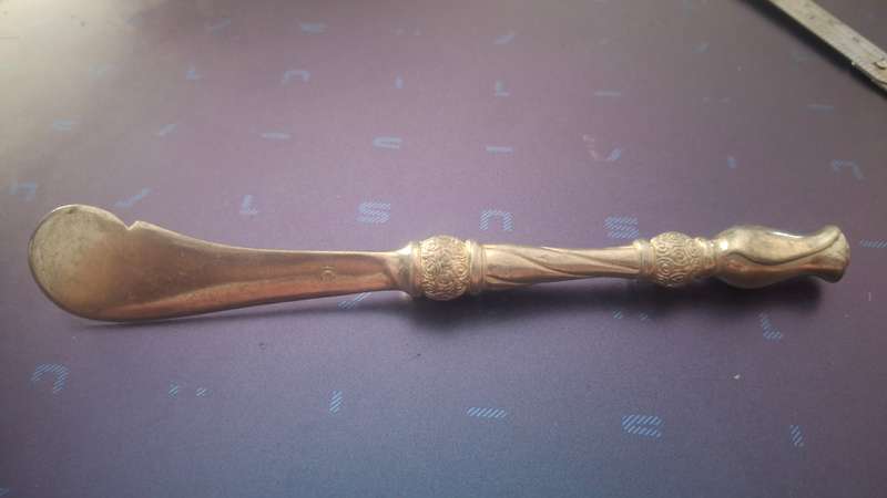 Butter knife