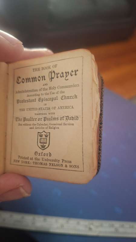 Mini common pryer book