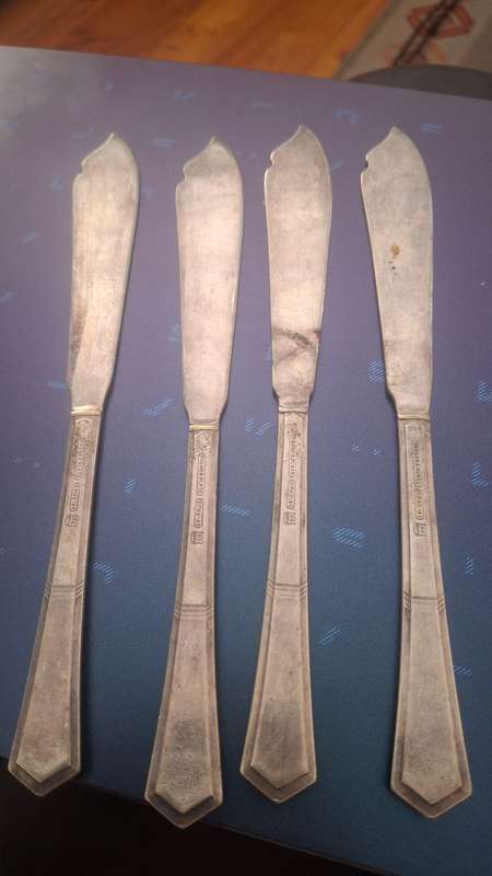 Vintage fish knifes x4
