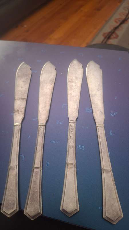 Vintage fish knifes x4