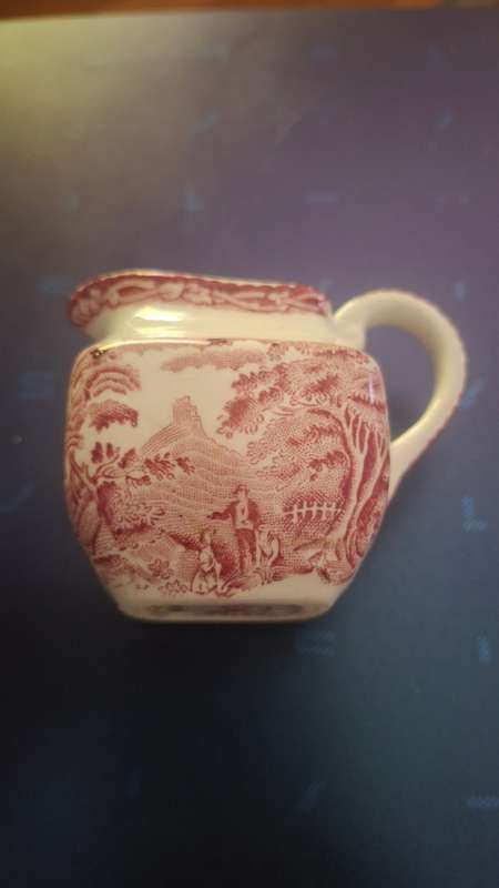 Vintage Enoch Wedgwood Red and White Woodland Small Milk Jug Good Condition