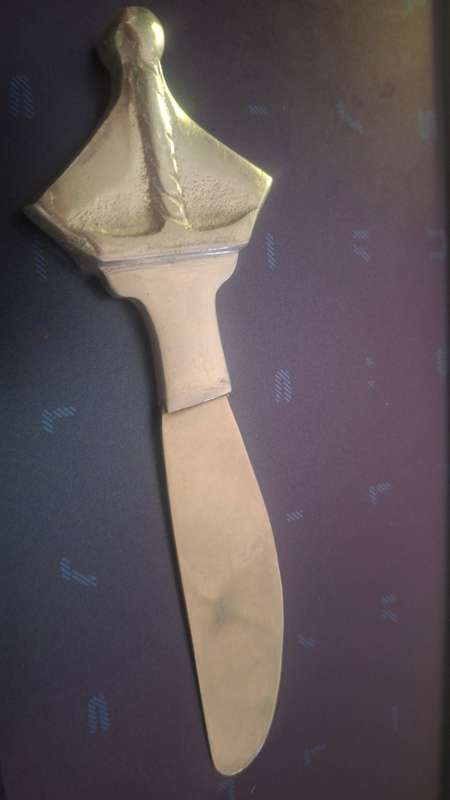 Butter knife