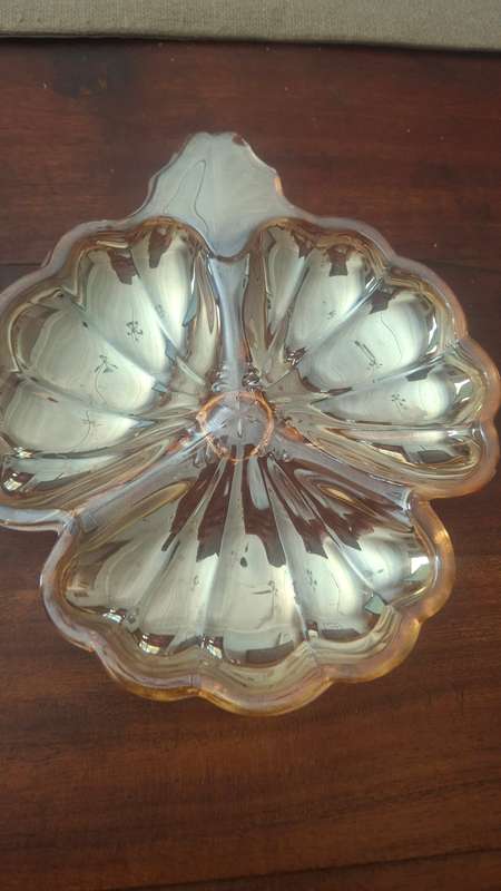 carnival glass bowl vintage