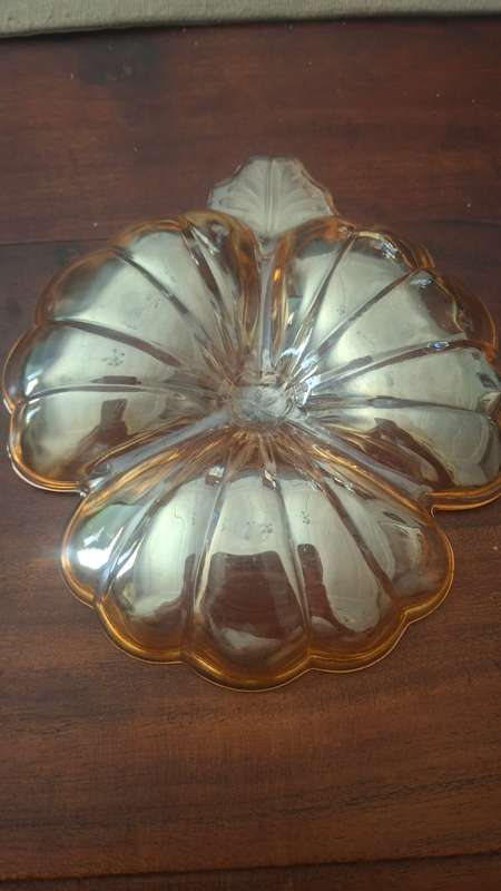 carnival glass bowl vintage