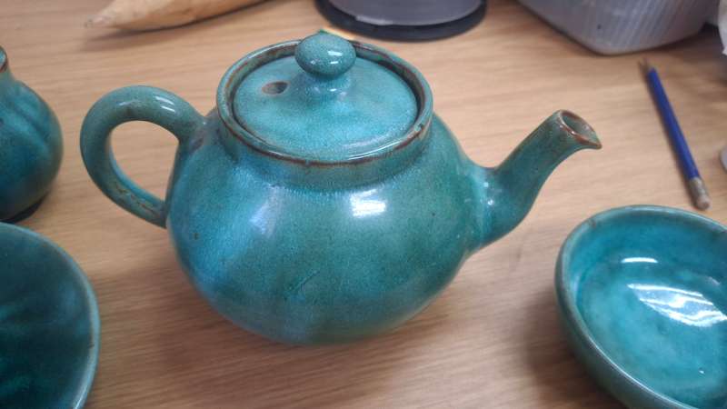 Linn ware green set 6 piece
