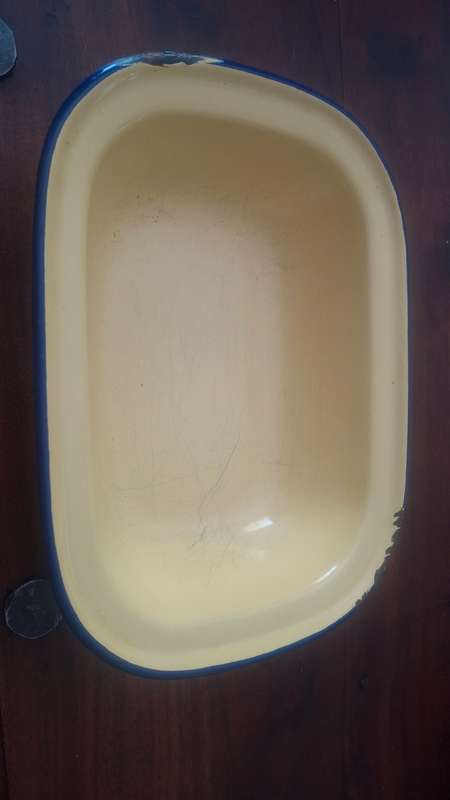 Enamel bowl small vintage