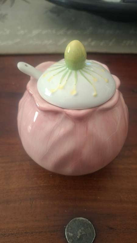 Flower sugar bowl with spoon