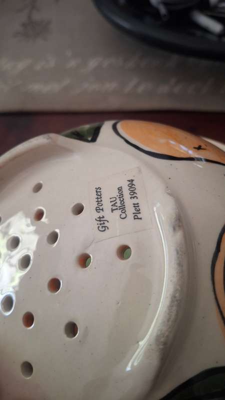 Handpainted porcelain bowl with plate