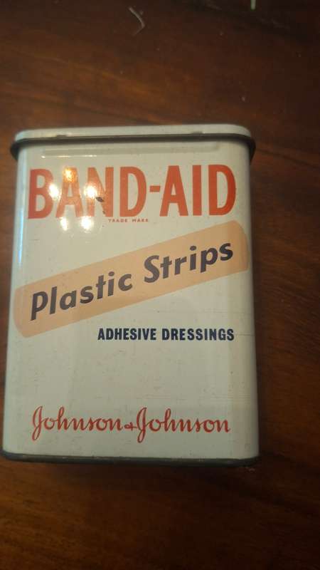 Band aid strips vintage tin