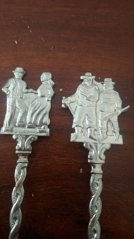TEA SPOONS CHROMATA (HOLLAND) x2