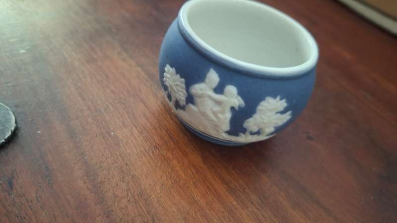 Small wedgwood bowl