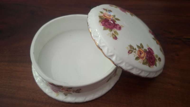Vintage porcelain bowl with lid