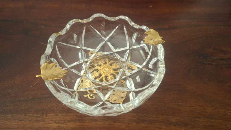 Crystal ash tray