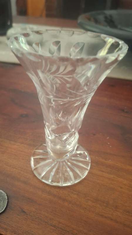 Crystal rose bud vase