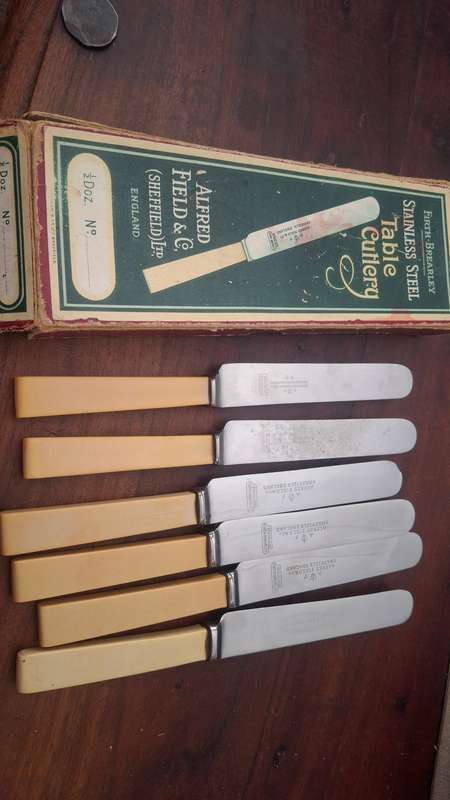 Vintage bone handels knifes Alfred  fields x 6