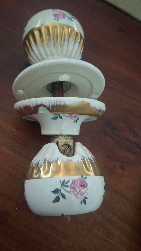 1930's porcelain door nob