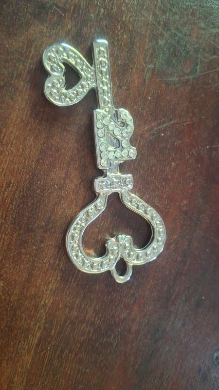 21 silver key