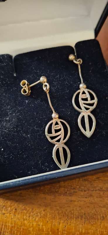 Carrick vintage earrings