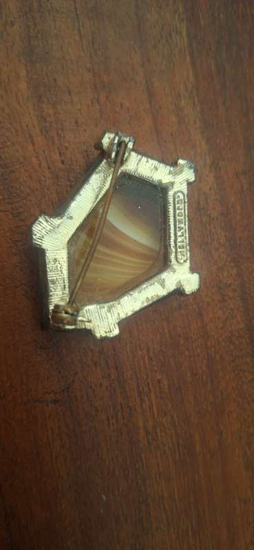 Vintage brooch tiger eye stone Hollywood