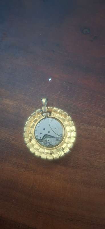 Vintage pendant donada watch