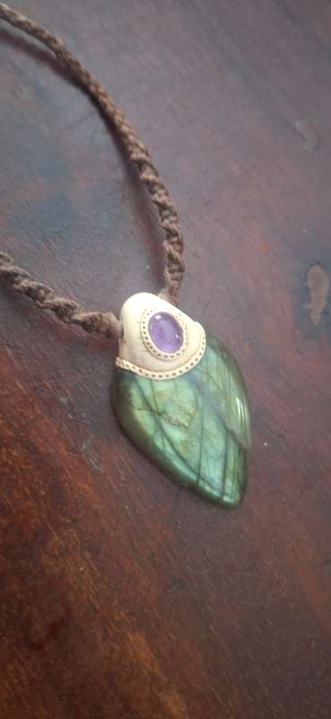Vintage Natural Labradorite pendant and necklace