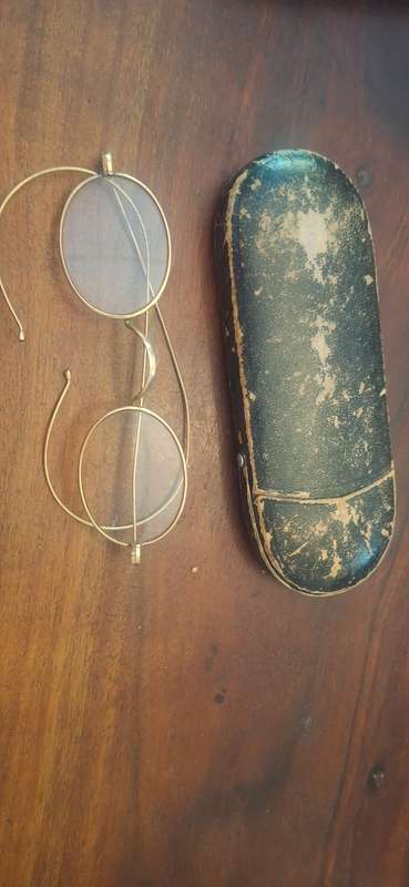 Vintage gold rim glasses