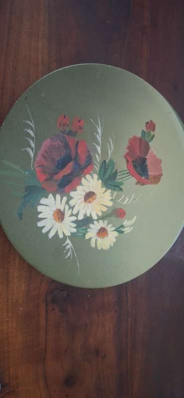 Vintage handpainted plates