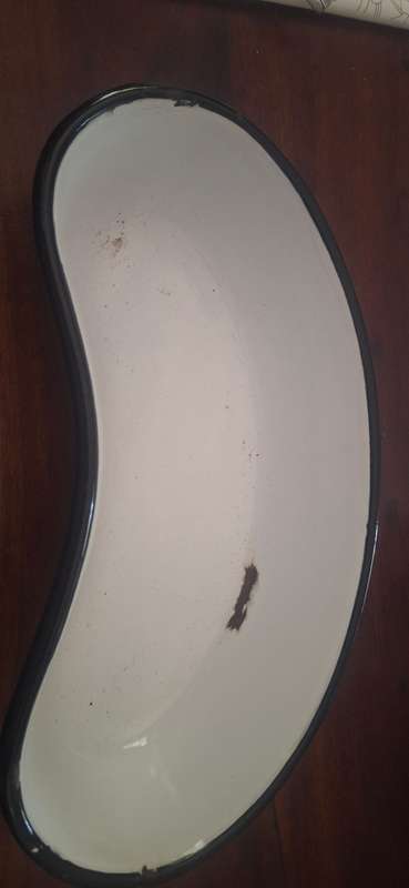Kidney enamel bowl vintage