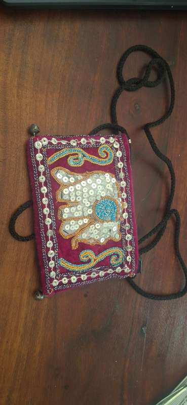 Vtg Wristlet Clutch Bag Purse Handmade Embroidered Sequence Elephant Thailand