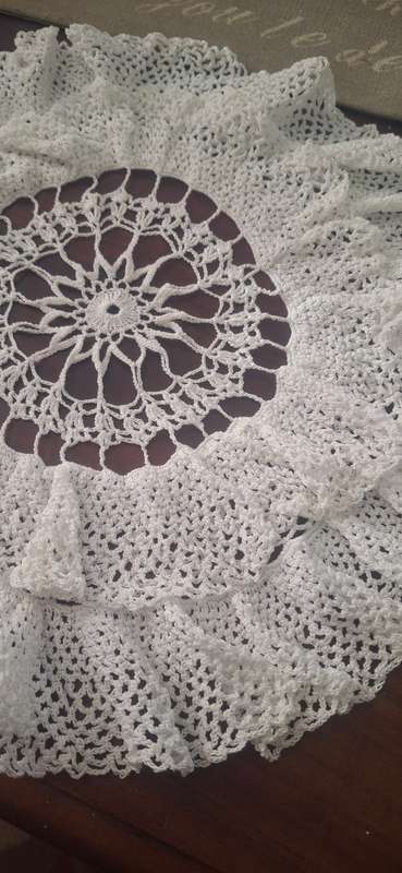 Vintage crochet cloth